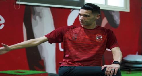 بدر بانون يعلن عودته إلى الرجاء المغربي